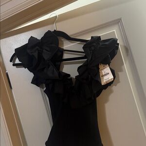 Zara / Bodysuit/ Ruffled Sleeveless Top